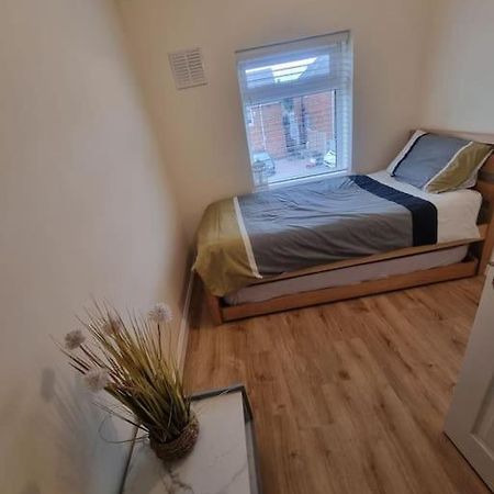 Somers Lodge Leicester Esterno foto