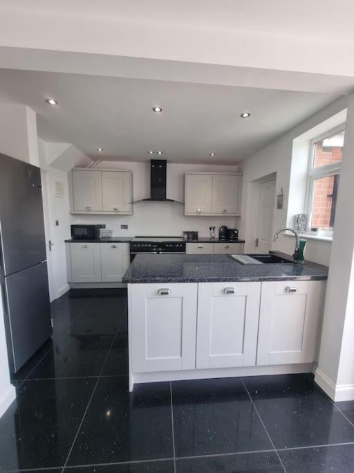 Somers Lodge Leicester Esterno foto
